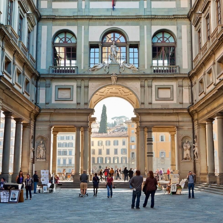 The Neighborhood: Uffizi Gallery